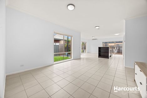 Property photo of 4 Fairchild Place Pakenham VIC 3810
