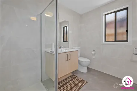 Property photo of 33 Princes Circuit Wallan VIC 3756