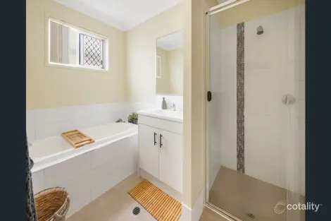 Property photo of 39 Scarborough Circuit Blacks Beach QLD 4740