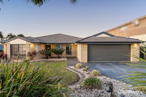 Property photo of 61 Clifton Park Drive Carrum Downs VIC 3201