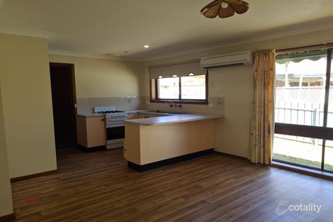 2/7 Page Ct, West Wodonga, VIC 3690