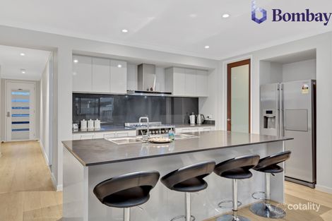 Property photo of 16 Chasseens Road Wollert VIC 3750