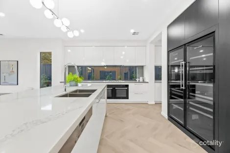 Property photo of 19 Crest Grove Nunawading VIC 3131
