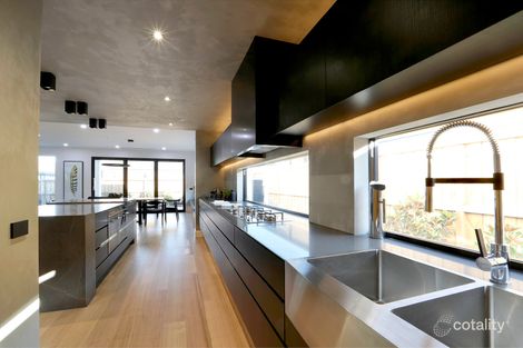 Property photo of 251 Alisma Boulevard Cranbourne North VIC 3977