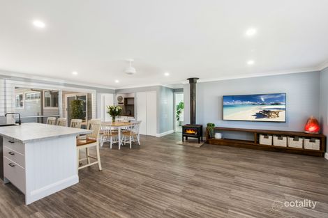 Property photo of 84 Cadonia Road Tuggerawong NSW 2259