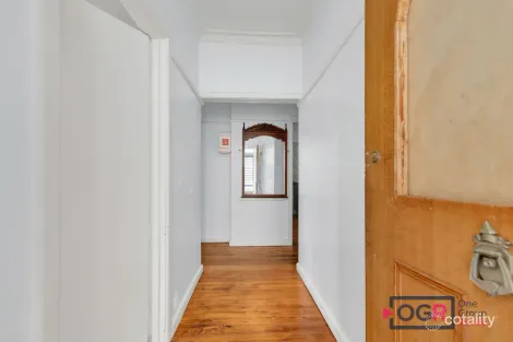 Property photo of 121 Keon Parade Reservoir VIC 3073