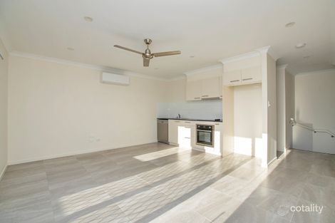 Property photo of 2/13 Aquinas Street Augustine Heights QLD 4300