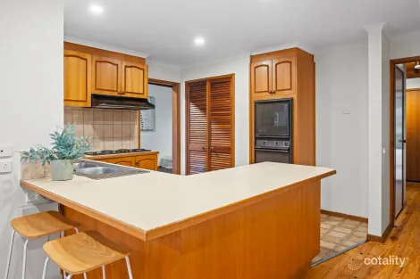 Property photo of 3 Old Gembrook Road Cockatoo VIC 3781