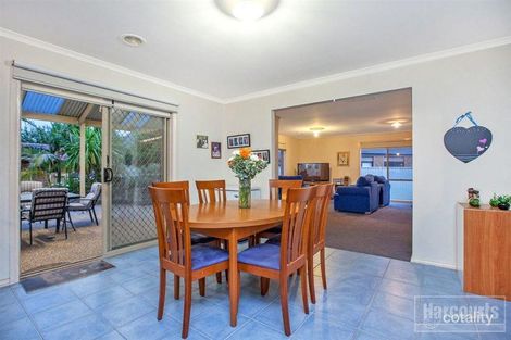 Property photo of 20 Howqua Place Pakenham VIC 3810