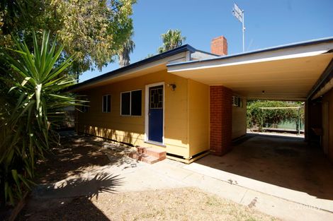 2/448 Charlotte St, Deniliquin, NSW 2710