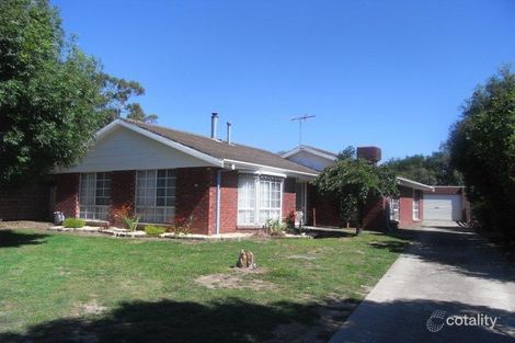 13 Mitchell Dr, Cardigan Village, VIC 3352