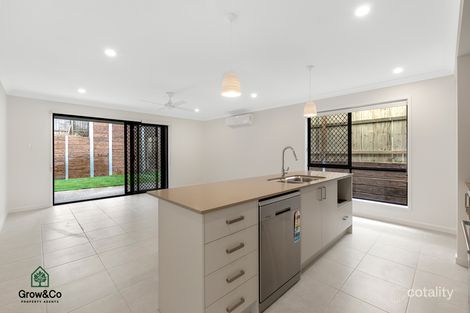 Property photo of 15 Leiper Street Bellbird Park QLD 4300