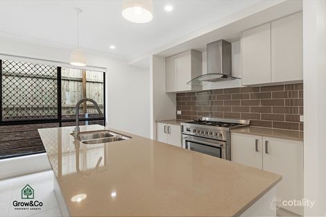 Property photo of 15 Leiper Street Bellbird Park QLD 4300