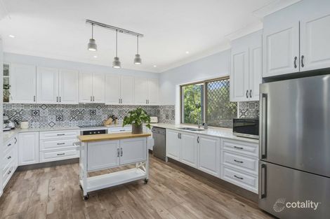 Property photo of 92 Waters Road Bonogin QLD 4213