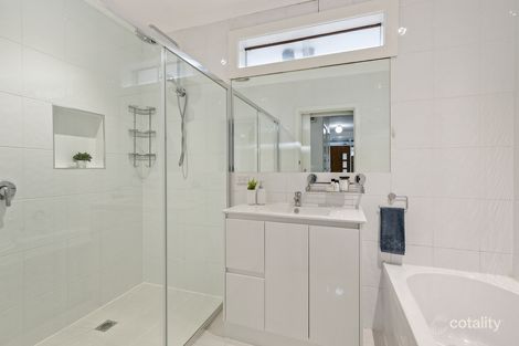 Property photo of 17 Cinerea Avenue Ferntree Gully VIC 3156