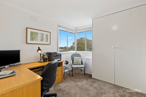Property photo of 17 Cinerea Avenue Ferntree Gully VIC 3156
