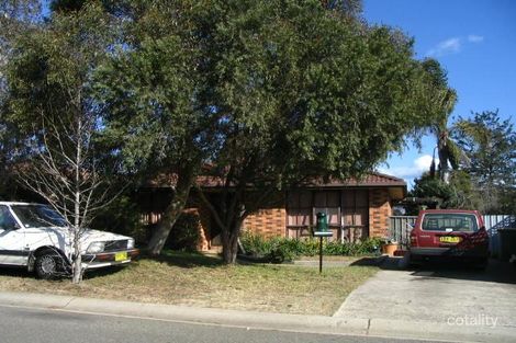 24 Horseshoe Cct, St Clair, NSW 2759