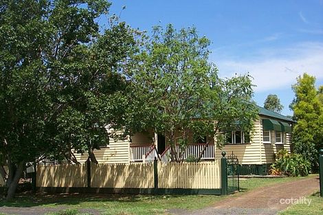 153 Pratten St, Dalby, QLD 4405