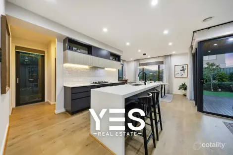 Property photo of 9 Merribrook Boulevard Clyde VIC 3978