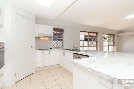 Property photo of 22 Gilberton Crescent Forest Lake QLD 4078
