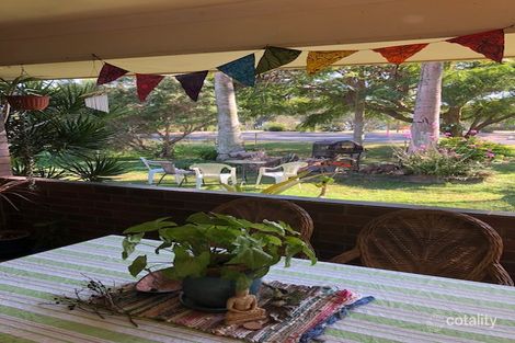 Property photo of 28 Esplanade Russell Island QLD 4184