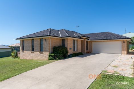 2a Quinn Ct, Llanarth, NSW 2795