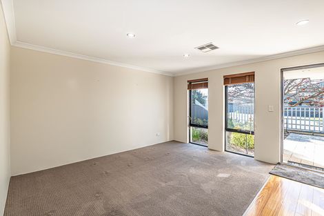 Property photo of 21 Gracefield Boulevard Harrisdale WA 6112