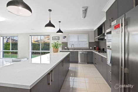 Property photo of 37 Cambridge Drive Thurgoona NSW 2640