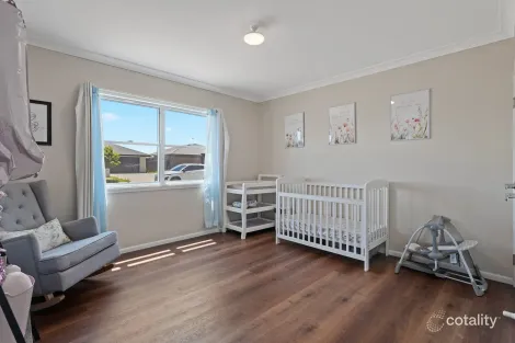 Property photo of 8 Basset Crescent Torrington QLD 4350