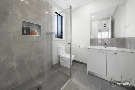 Property photo of 30 Naroon Drive Kalkallo VIC 3064