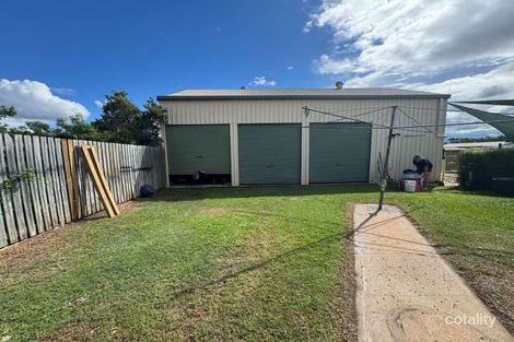 Property photo of 17 Barraclough Crescent Moranbah QLD 4744