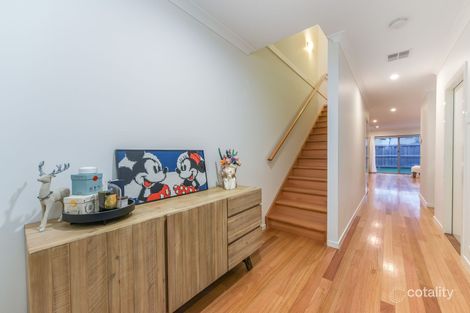 Property photo of 22 Colville Crescent Keysborough VIC 3173