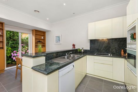 Property photo of 2/19 Alma Road Camberwell VIC 3124