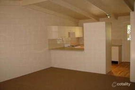 Property photo of 1/8 Oloway Crescent Alexandra Headland QLD 4572