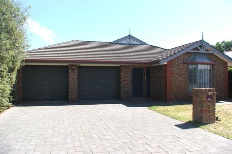 13 Gleneagles Cct, Greenwith, SA 5125