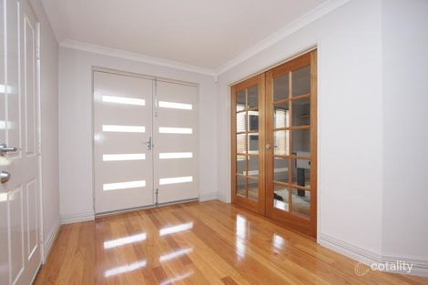 Property photo of 16 Dennis Way Canning Vale WA 6155