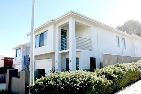 2 Fullston Way, Beaconsfield, WA 6162