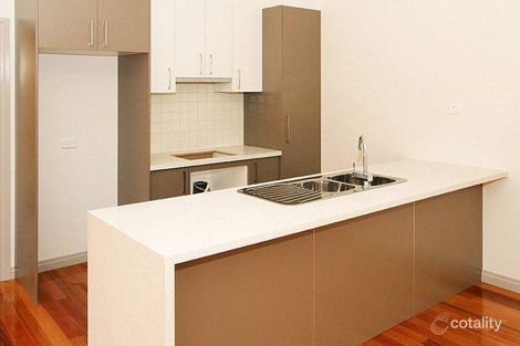 3/105 Rathcown Rd, Reservoir, VIC 3073