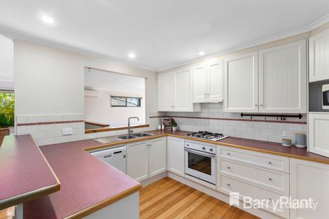 Property photo of 176 Taylors Lane Rowville VIC 3178