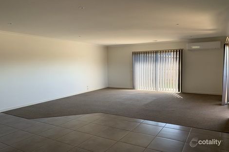Property photo of 1/25 Monica Drive Drouin VIC 3818