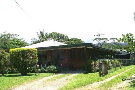 12 Mossman St, Mossman, QLD 4873