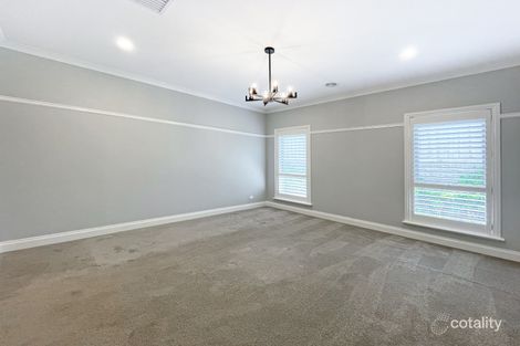 Property photo of 38 Highvale Rise Warragul VIC 3820