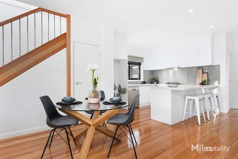 Property photo of 1/5 McEwan Road Heidelberg Heights VIC 3081