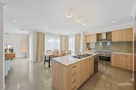 Property photo of 2 Flemenco Way Clyde VIC 3978