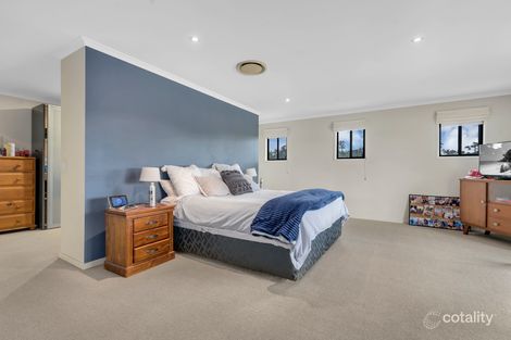 Property photo of 11 Scenic Road Kenmore QLD 4069