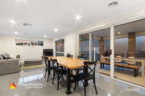Property photo of 1 Glenrock Close Bourkelands NSW 2650