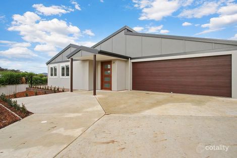 Property photo of 19 Ballara Drive Wodonga VIC 3690