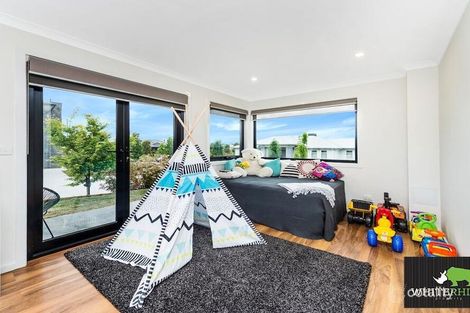Property photo of 4 Still Street Googong NSW 2620