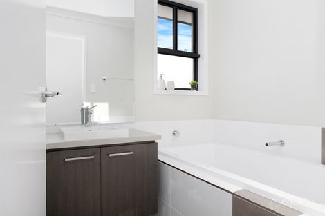 Property photo of 58 Mahogany Circuit Parafield Gardens SA 5107