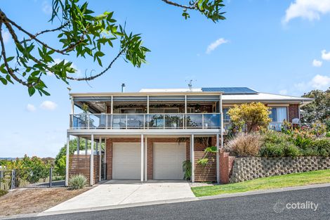 9 Altman Ave, Victor Harbor, SA 5211